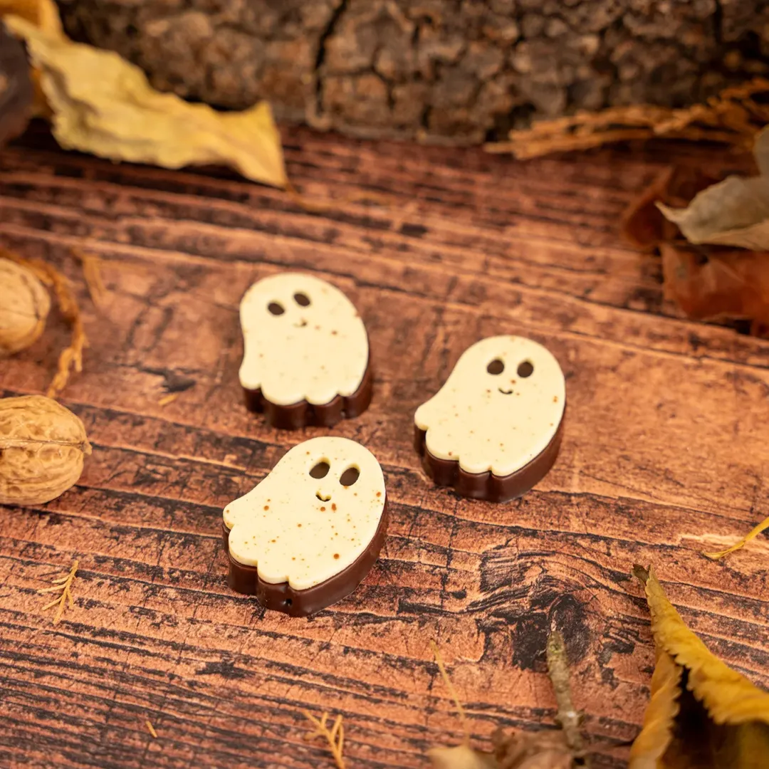 Petits Fantômes en chocolat pour Halloween | Criollos Petits Fantômes en chocolat pour Halloween | Criollos