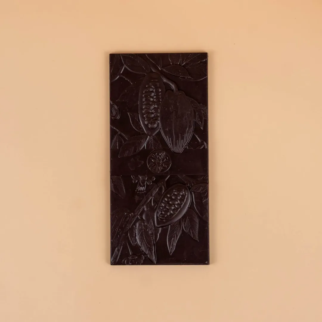 Tablette Bean to Bar Cognac et Chocolat au Lait du Salvador 58% – Criollos Tablette Bean to Bar Cognac et Chocolat au Lait du Salvador 58% – Criollos